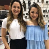 Priscila e Izabela de Maria